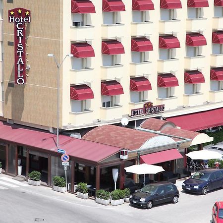 Hotel Cristallo 파노 외부 사진