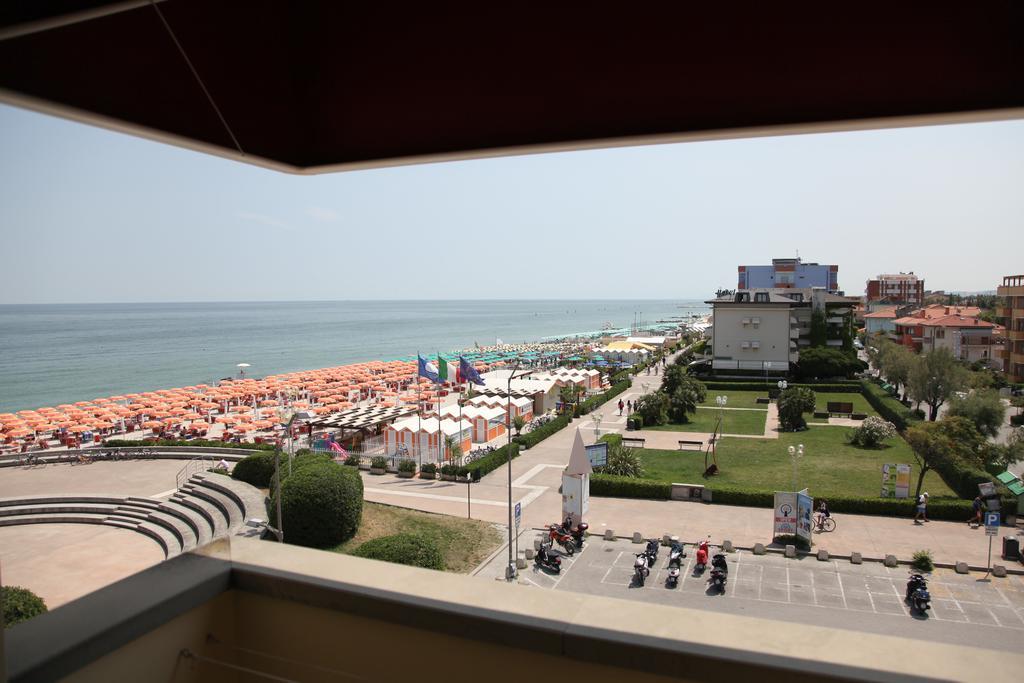 Hotel Cristallo 파노 외부 사진