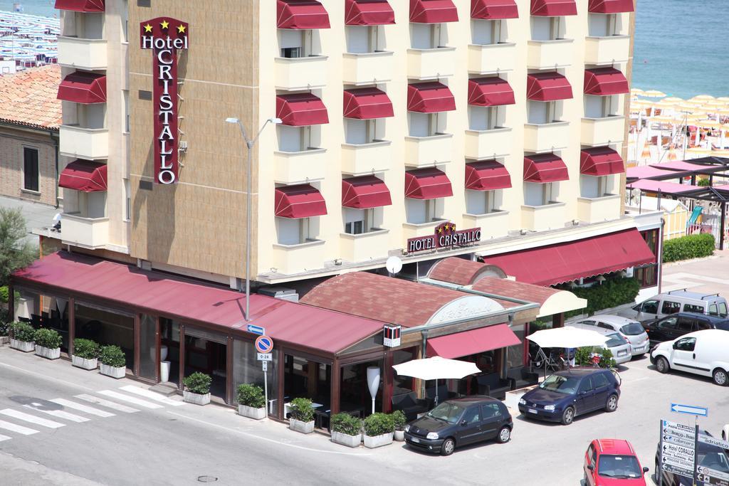 Hotel Cristallo 파노 외부 사진