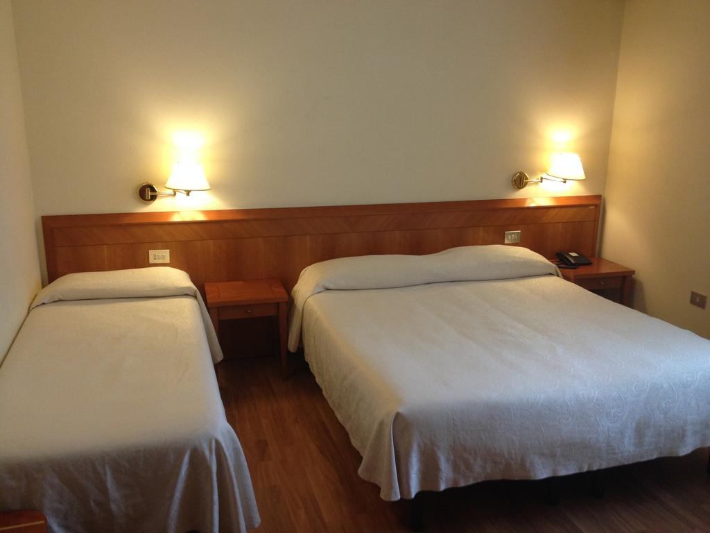 Hotel Cristallo 파노 객실 사진